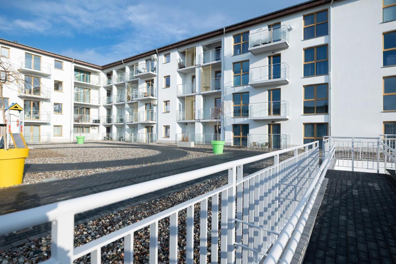 Apartamenty Sloneczne Tarasy By Noclegi Renters Dziwnowek Ngoại thất bức ảnh